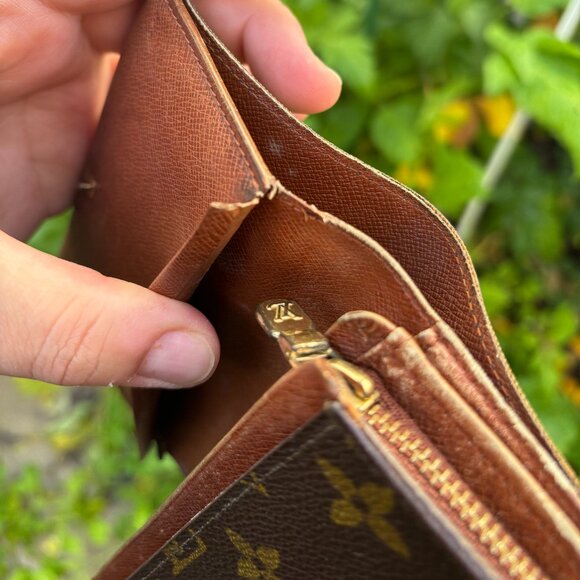 Louis Vuitton Monogram Porte Monnaie Billets Tresor Bifold Wallet - Picture 5 of 11